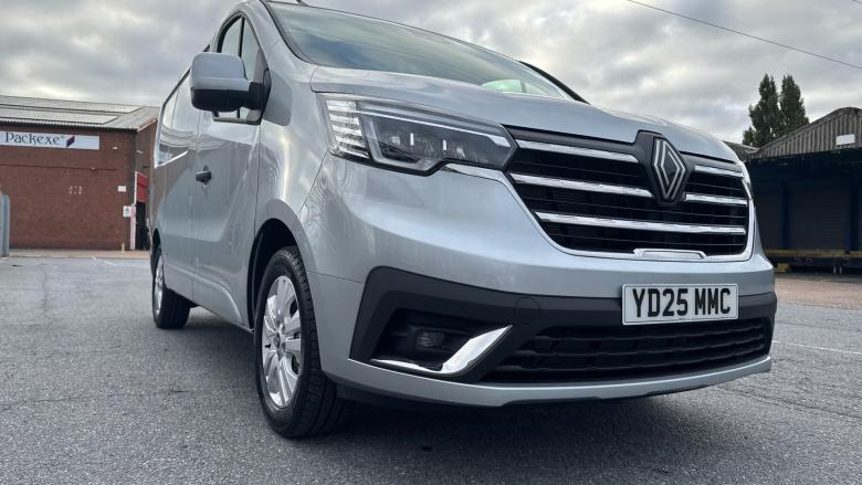 Renault Trafic Swb Diesel SL30 Blue dCi 150 Extra [Safety] Van